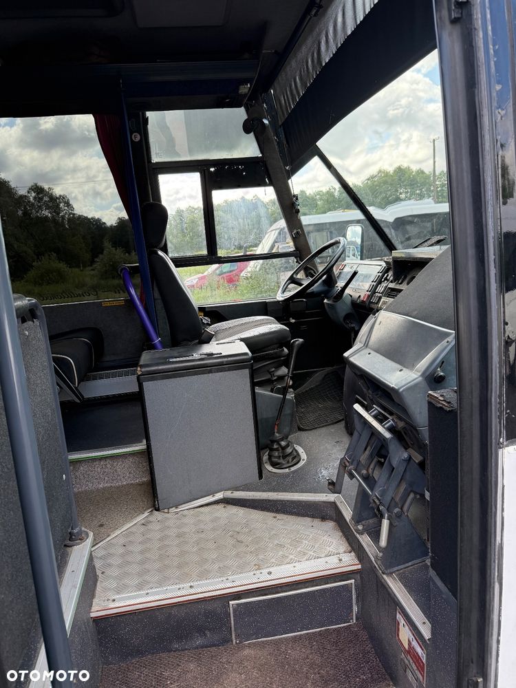 Mercedes-Benz 815 - 6