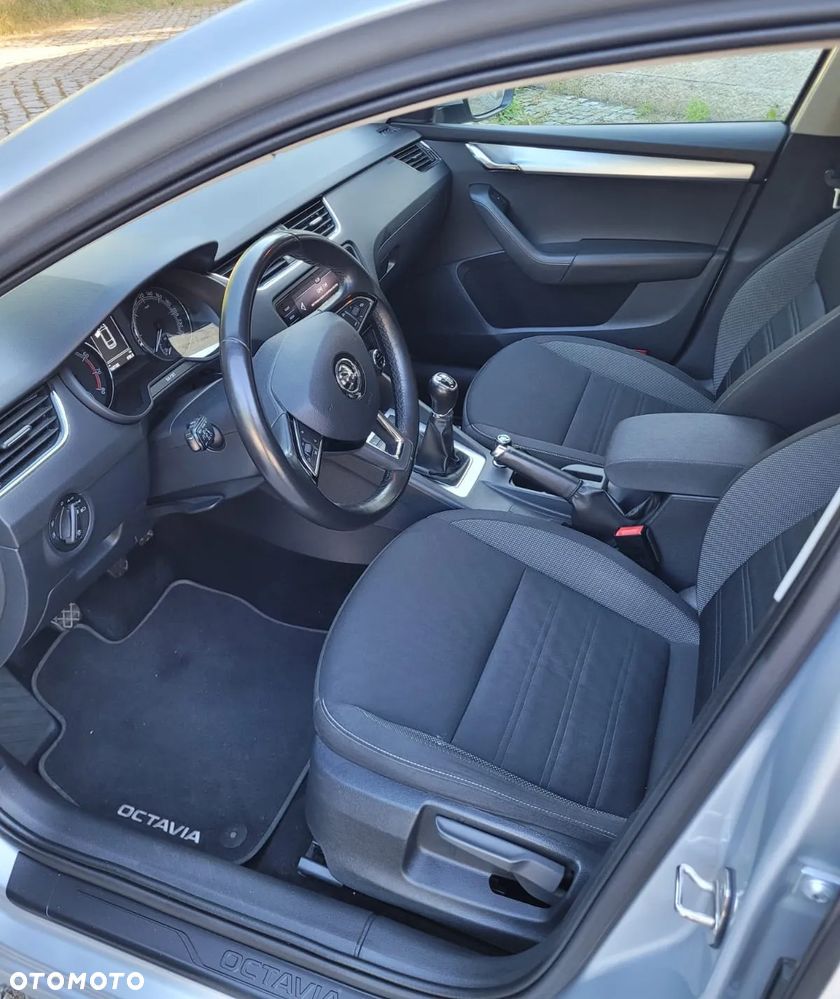 Skoda Octavia 1.5 TSI GPF ACT Ambition - 6
