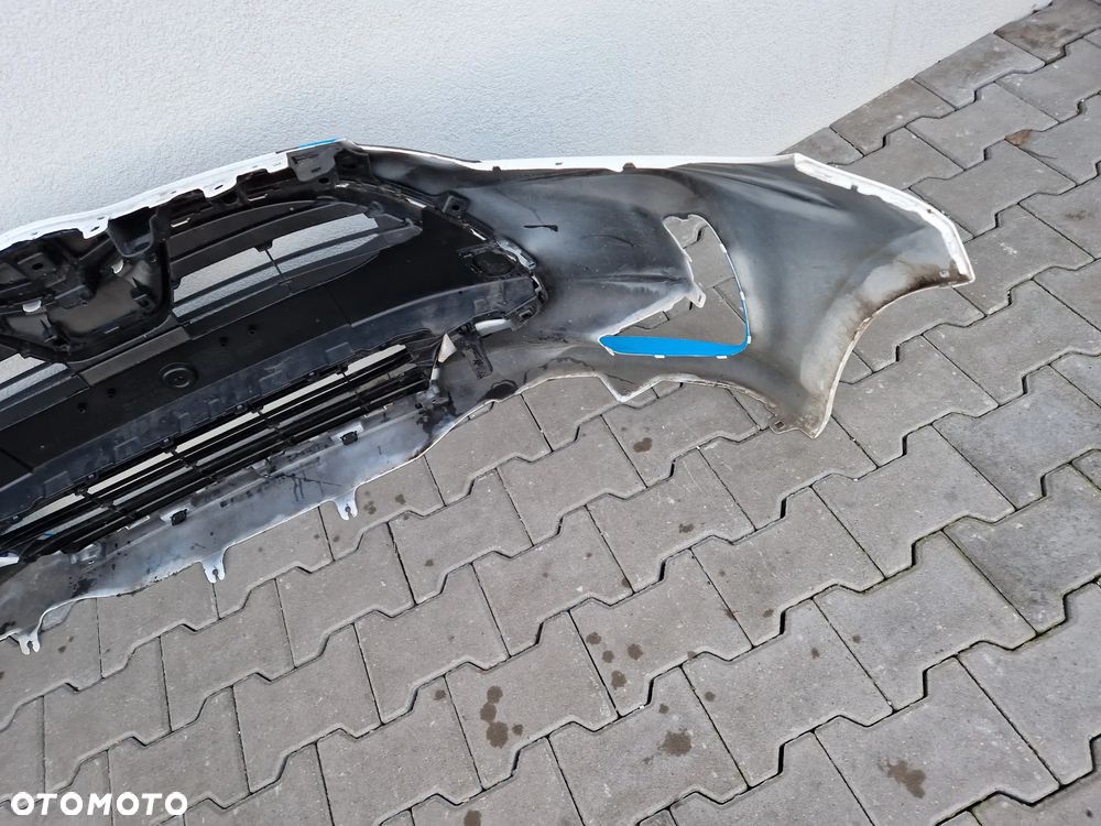 Zderzak Toyota Yaris IV 2020 - - 11