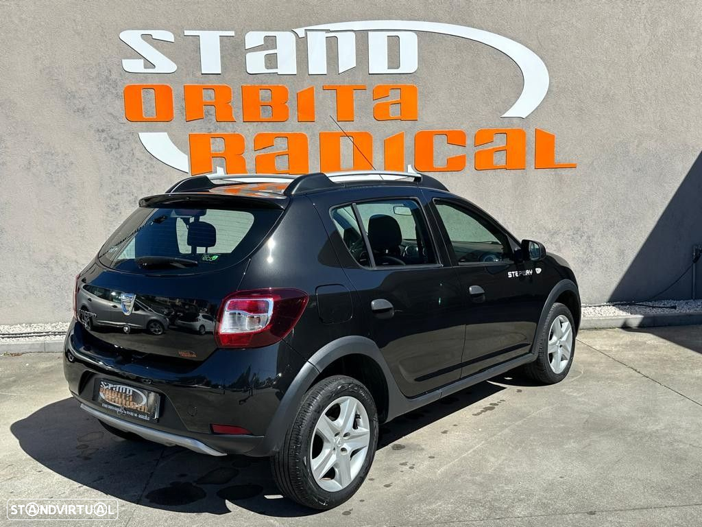 Dacia Sandero 1.5 dCi Stepway - 3