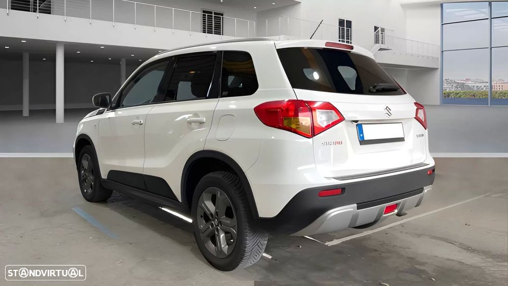 Suzuki Vitara 1.6 DDiS GLE - 3