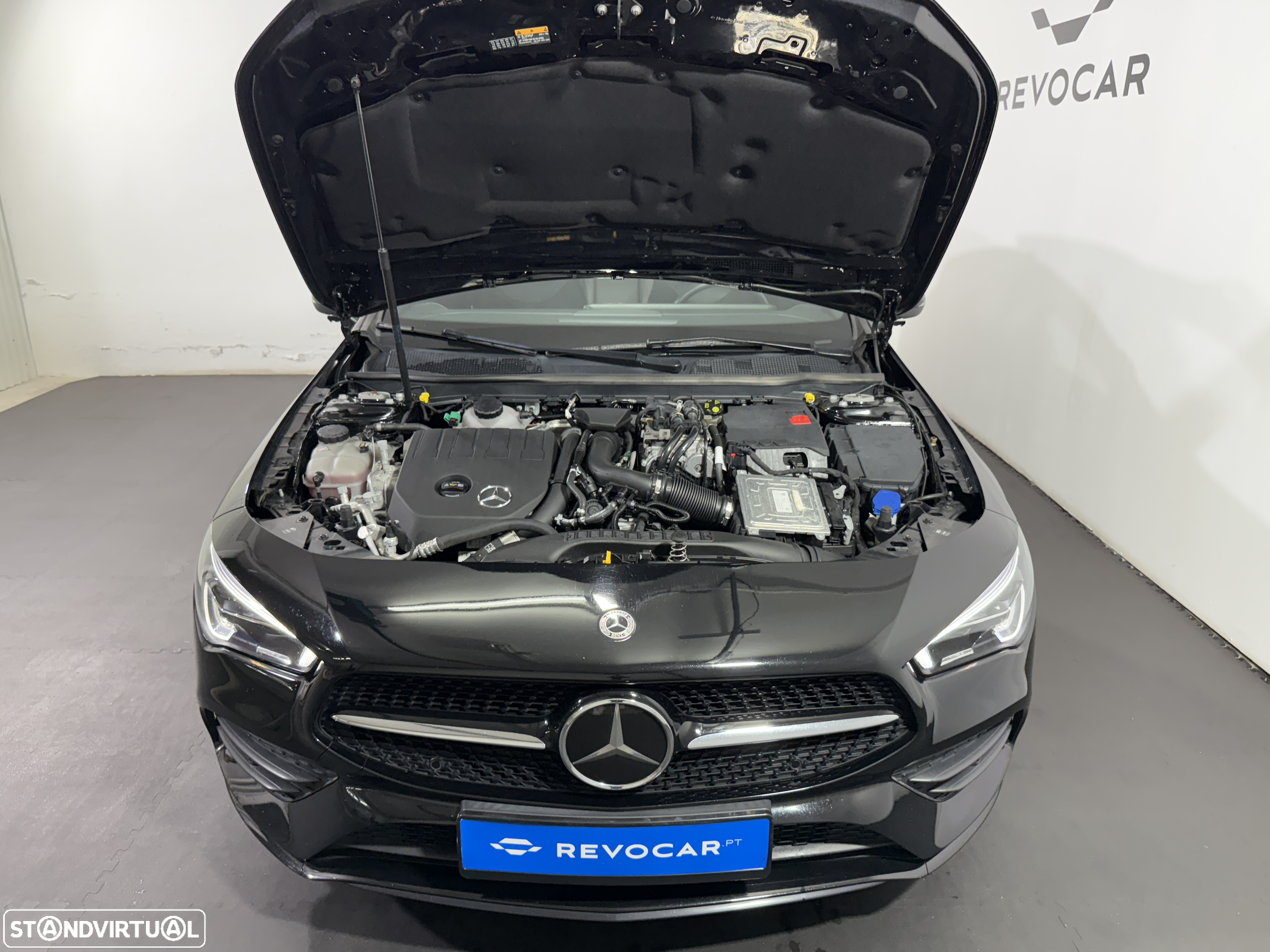 Mercedes-Benz CLA 250 e Shooting Brake AMG Line - 36
