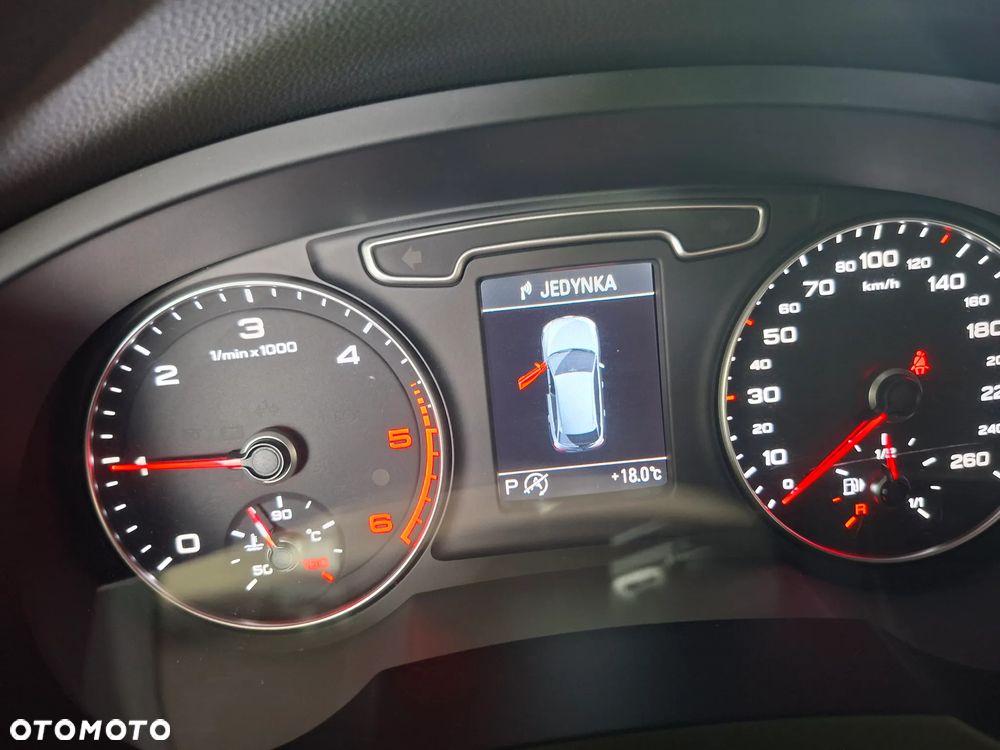 Audi Q3 - 24