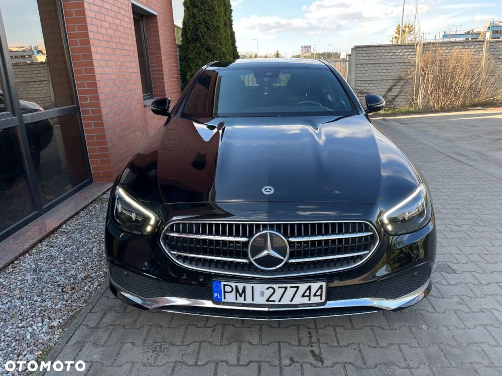 Mercedes-Benz Klasa E 200 9G-TRONIC Exclusive - 5