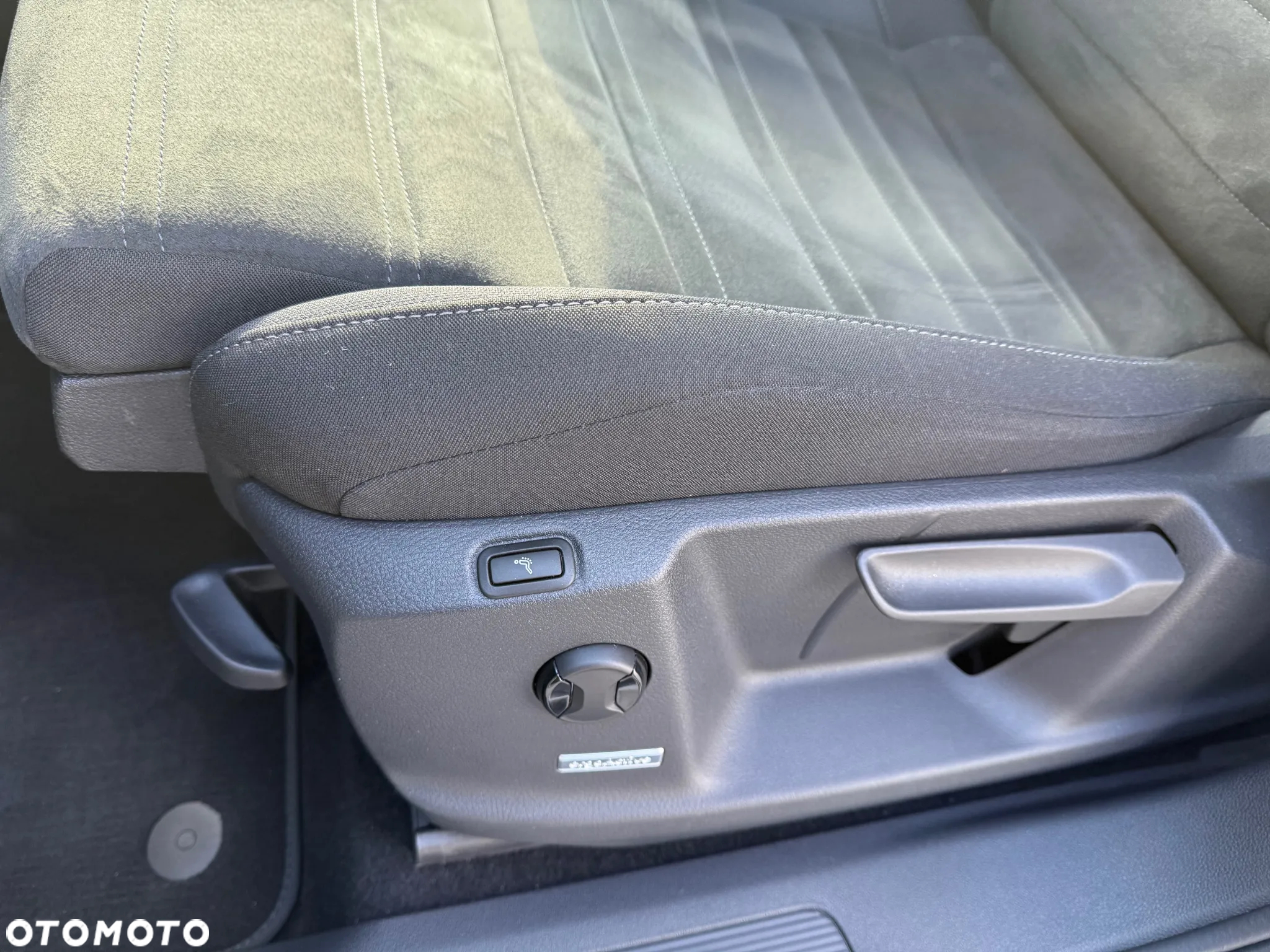 Volkswagen Touran 2.0 TDI BMT Highline DSG - 21