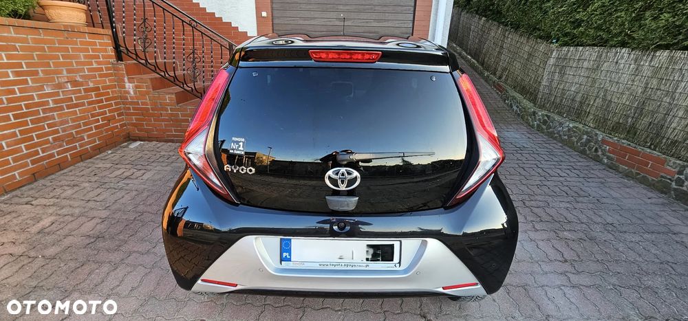 Toyota Aygo x-play connect - 6