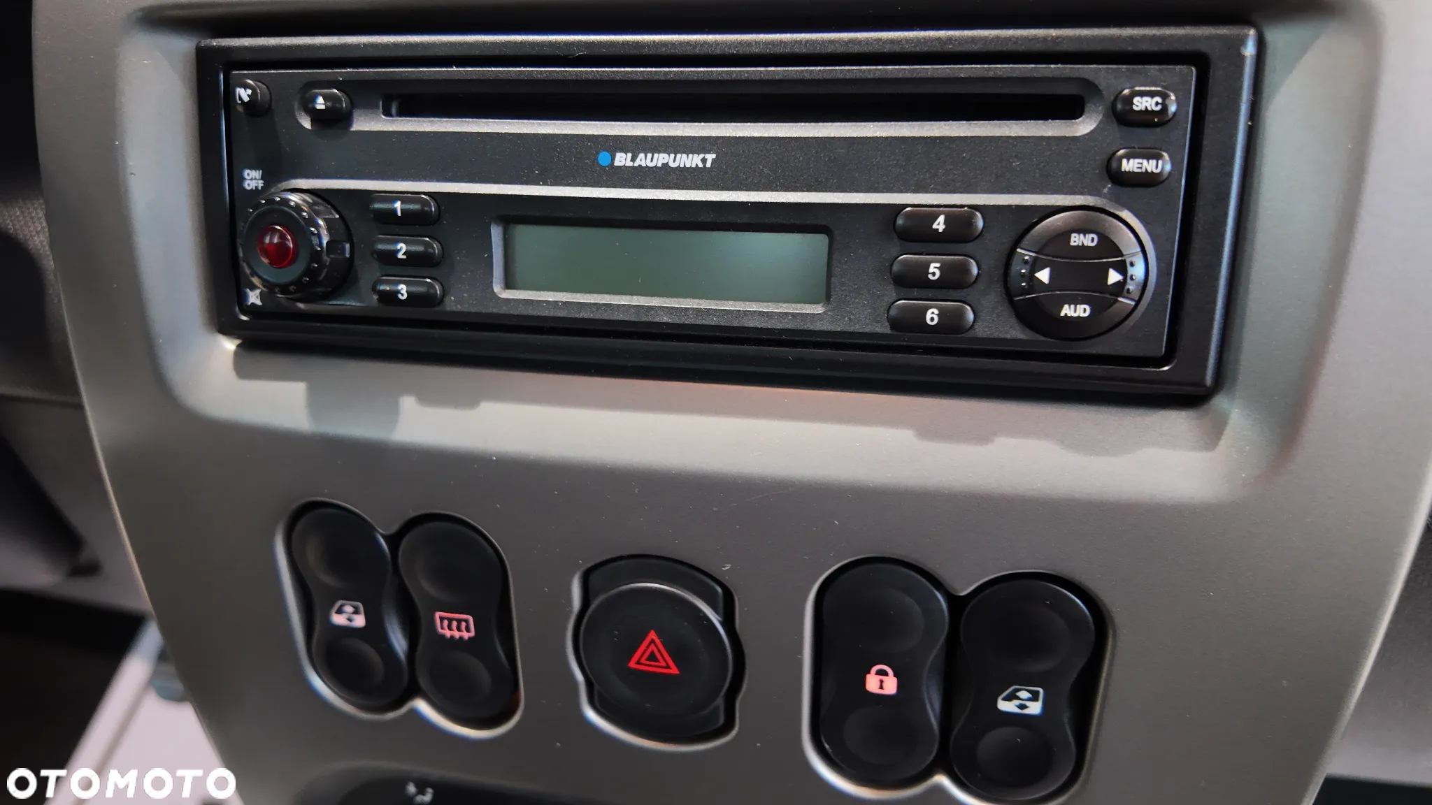 Dacia Sandero 1.6 MPI Laureate - 38