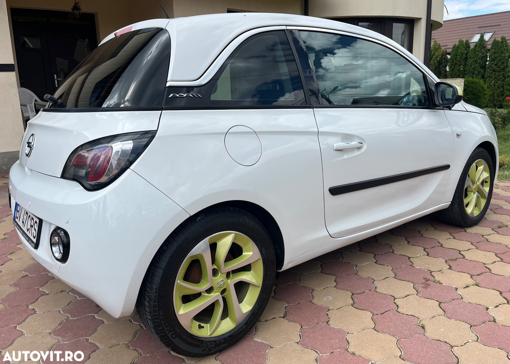 Opel Adam 1.4 TWINPORT ECOTEC Unlimited - 4