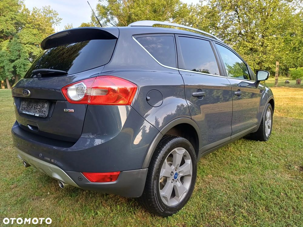 Ford Kuga 2.0 TDCi 4x4 Titanium - 12