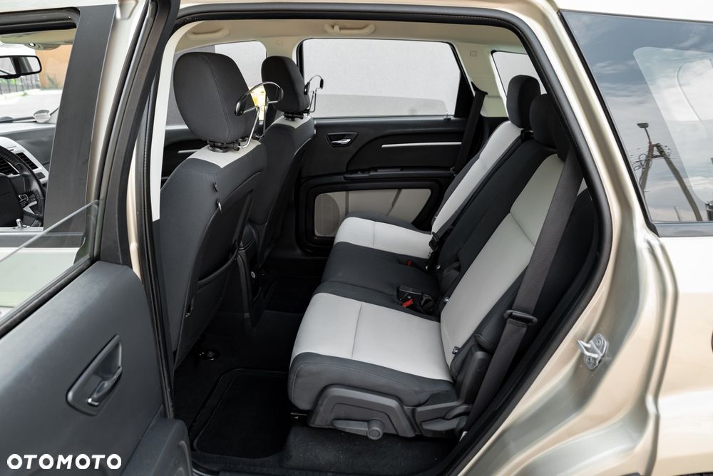 Dodge Journey - 18
