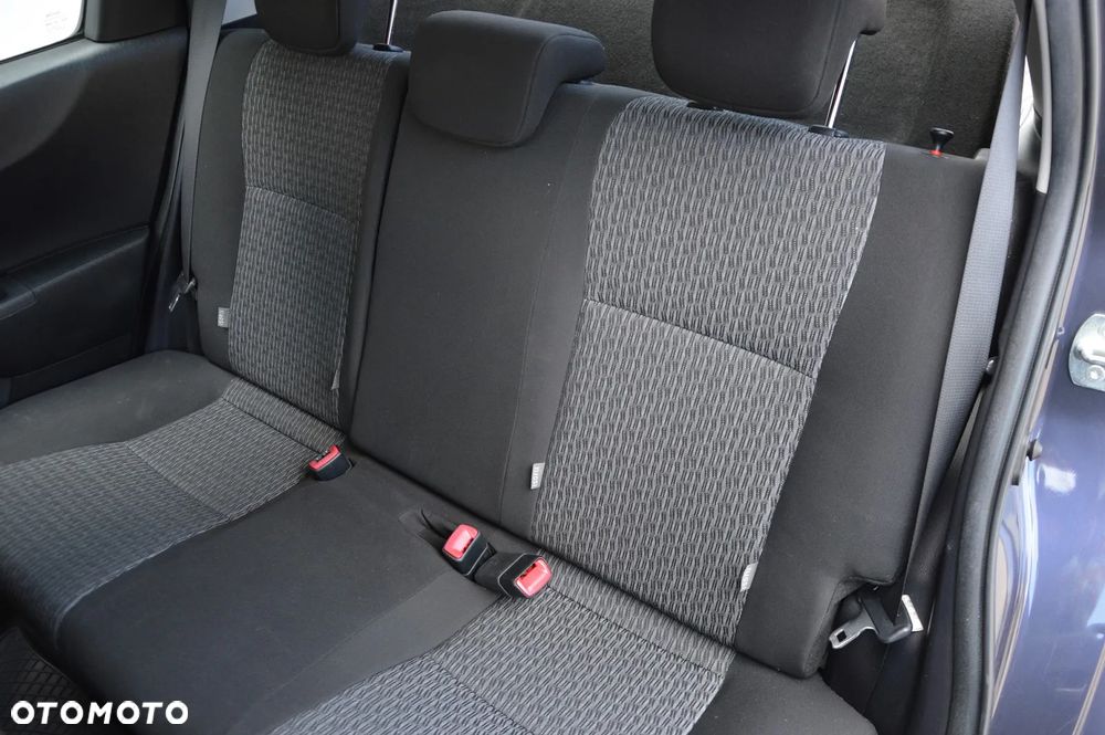 Toyota Yaris 1.33 Dynamic - 32