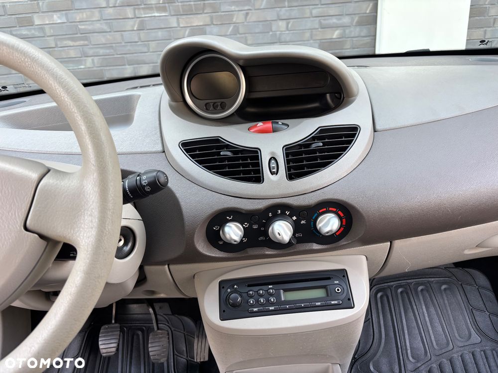 Renault Twingo - 8