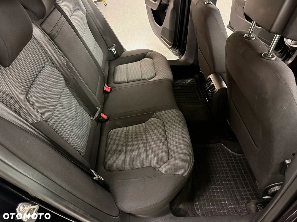 Volkswagen Passat 1.4 TSI BMT Comfortline - 21