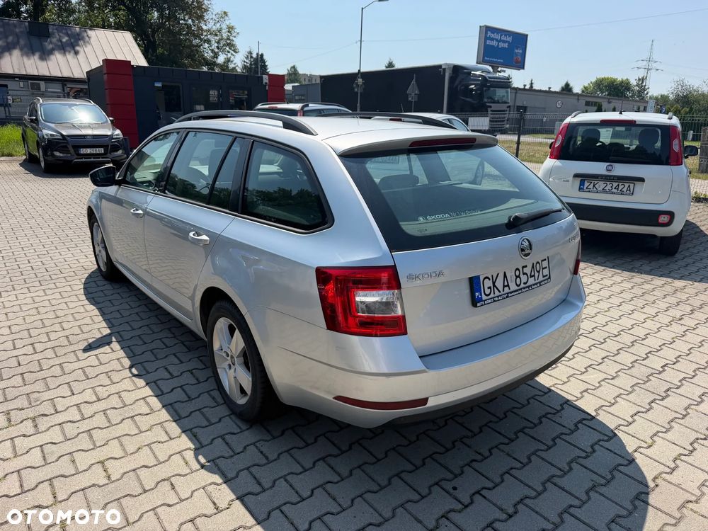 Skoda Octavia 1.6 TDI Ambition - 3