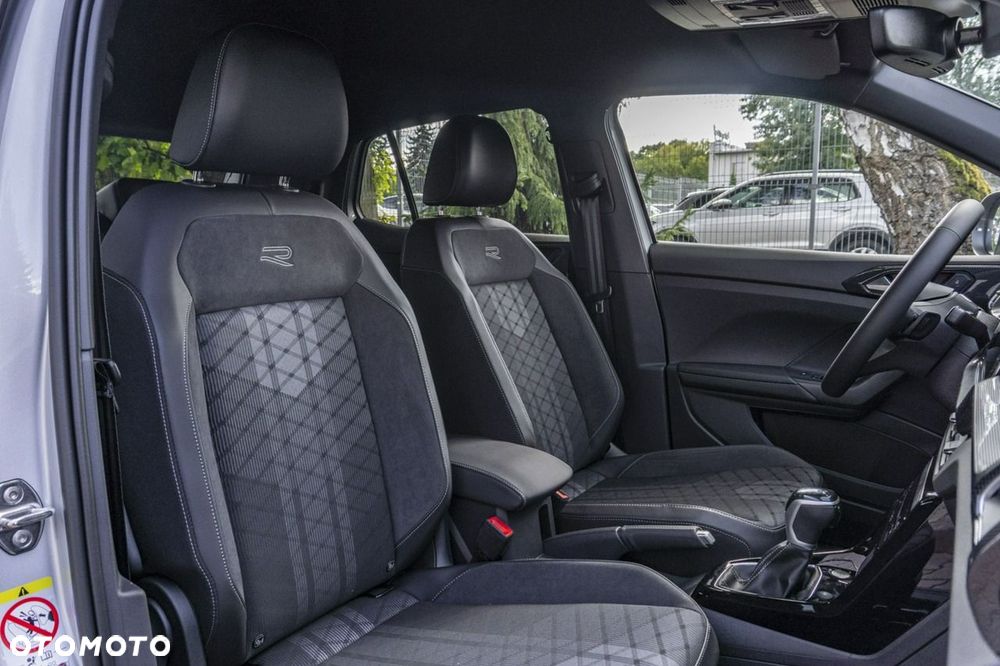Volkswagen T-Cross - 21