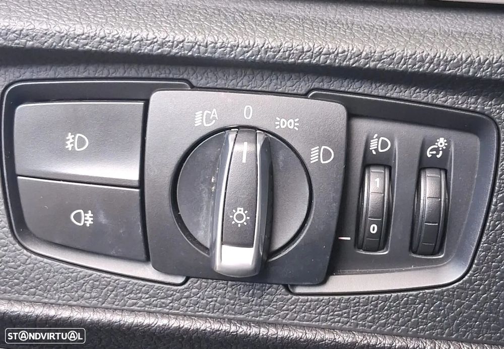 BMW 116 d Aut. Sport Line - 19