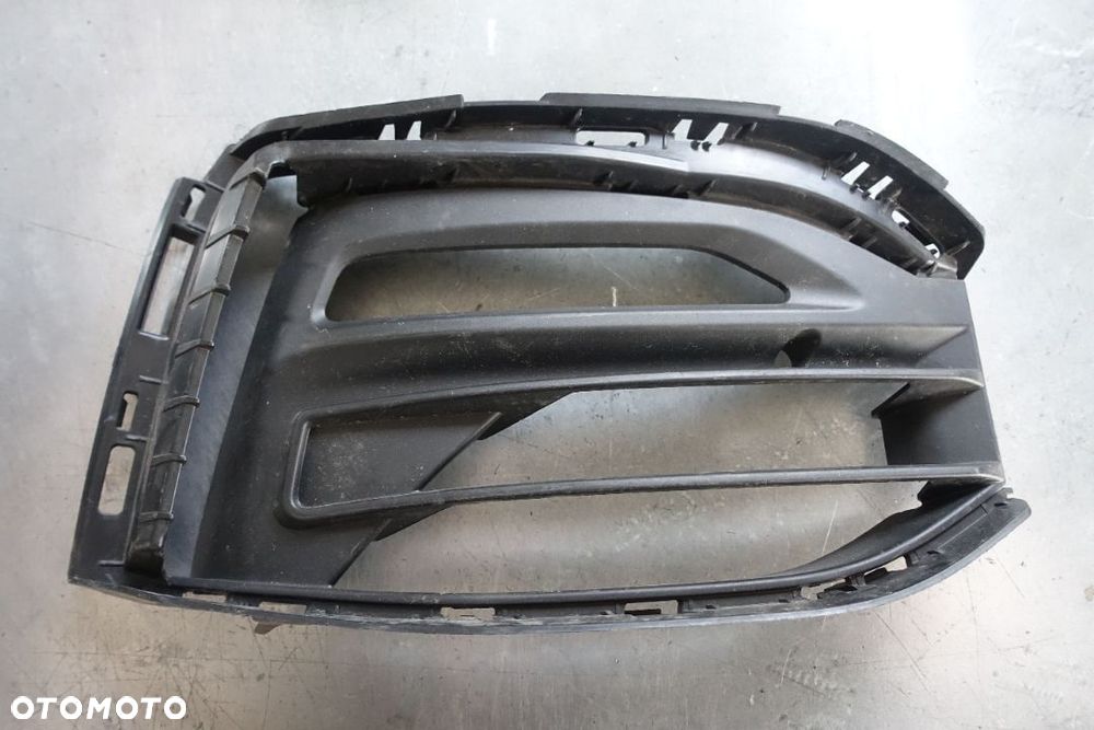 KRATKA ZDERZAKA PRAWA BMW 1 F40 7459716 - 1