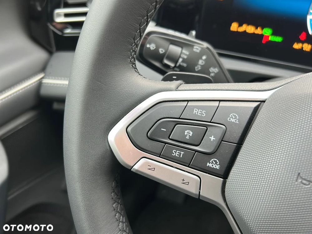 Volkswagen Tiguan - 14