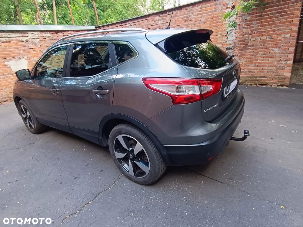 Nissan Qashqai 1.2 DIG-T N-Connecta EU6 - 2