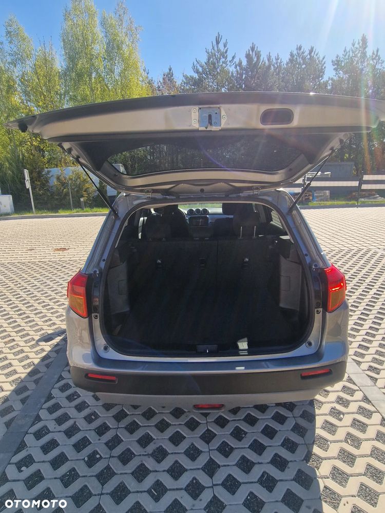 Suzuki Vitara 1.6 Comfort 2WD - 6