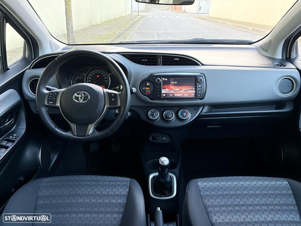 Toyota Yaris 1.0 VVT-i Comfort +PS Style+P.Techno - 5