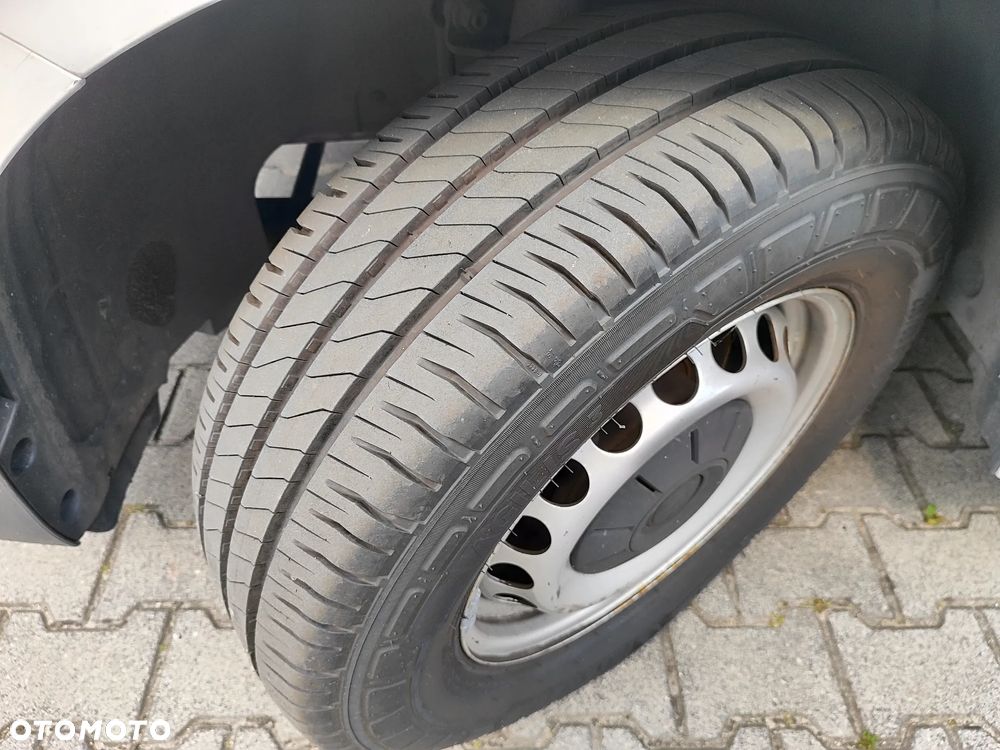 Volkswagen Crafter - 17