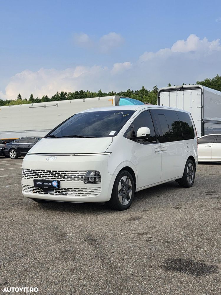 Hyundai Staria 2.2 CRDi Allrad Prime - 2