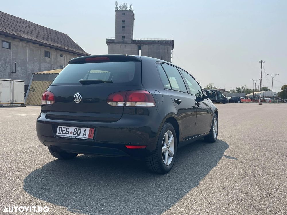 Volkswagen Golf 1.4 TSI BMT DSG Comfortline - 4