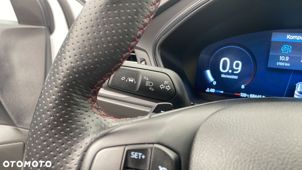 Ford Focus 2.3 EcoBoost ST X - 24