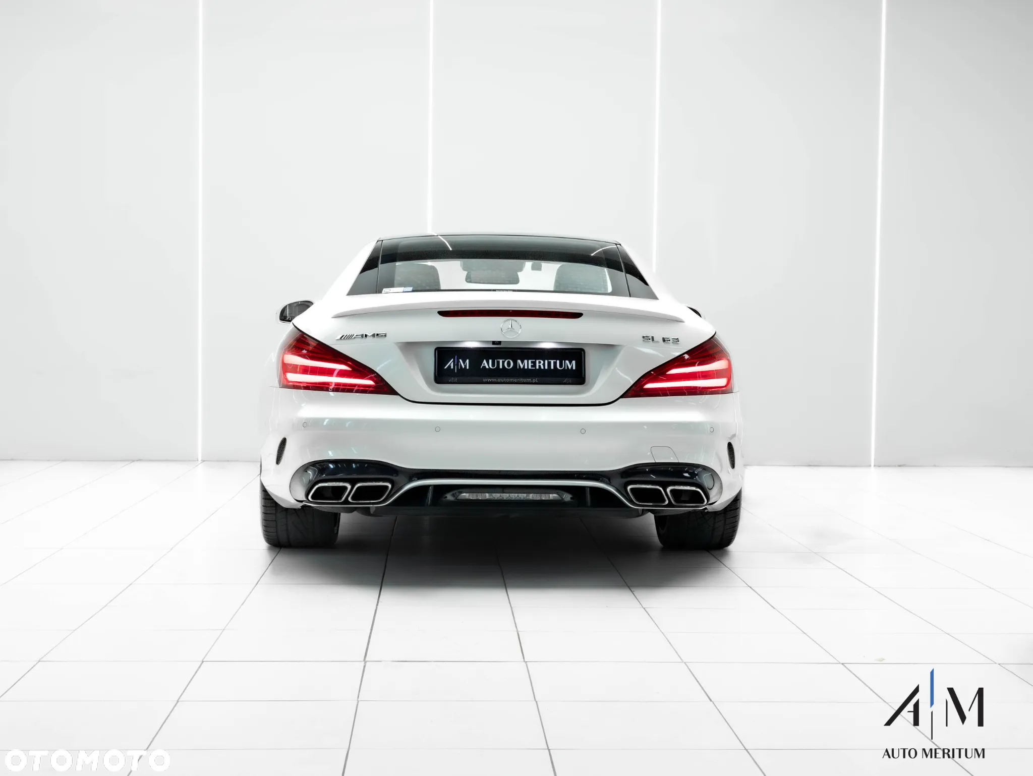 Mercedes-Benz SL 63 AMG - 11