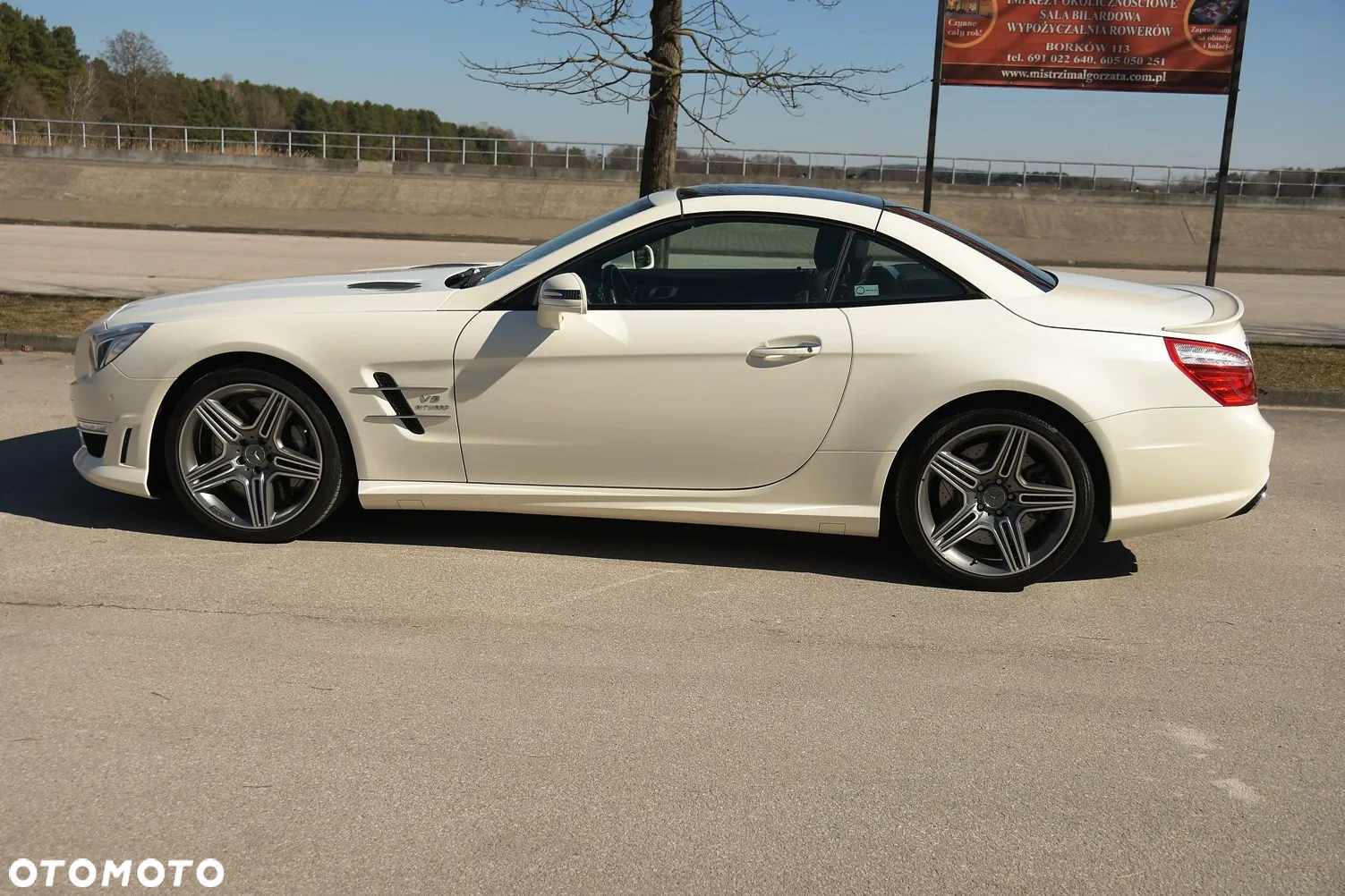Mercedes-Benz SL 63 AMG - 10