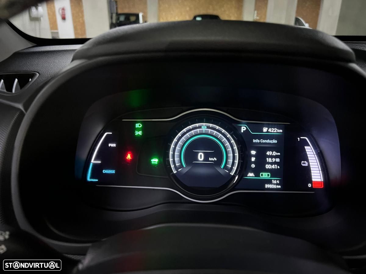 Hyundai Kauai EV 64 kWh Premium - 24