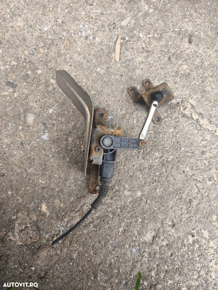 Cântar punte spate pentru faruri xenon Volkswagen Passat B6 - 1