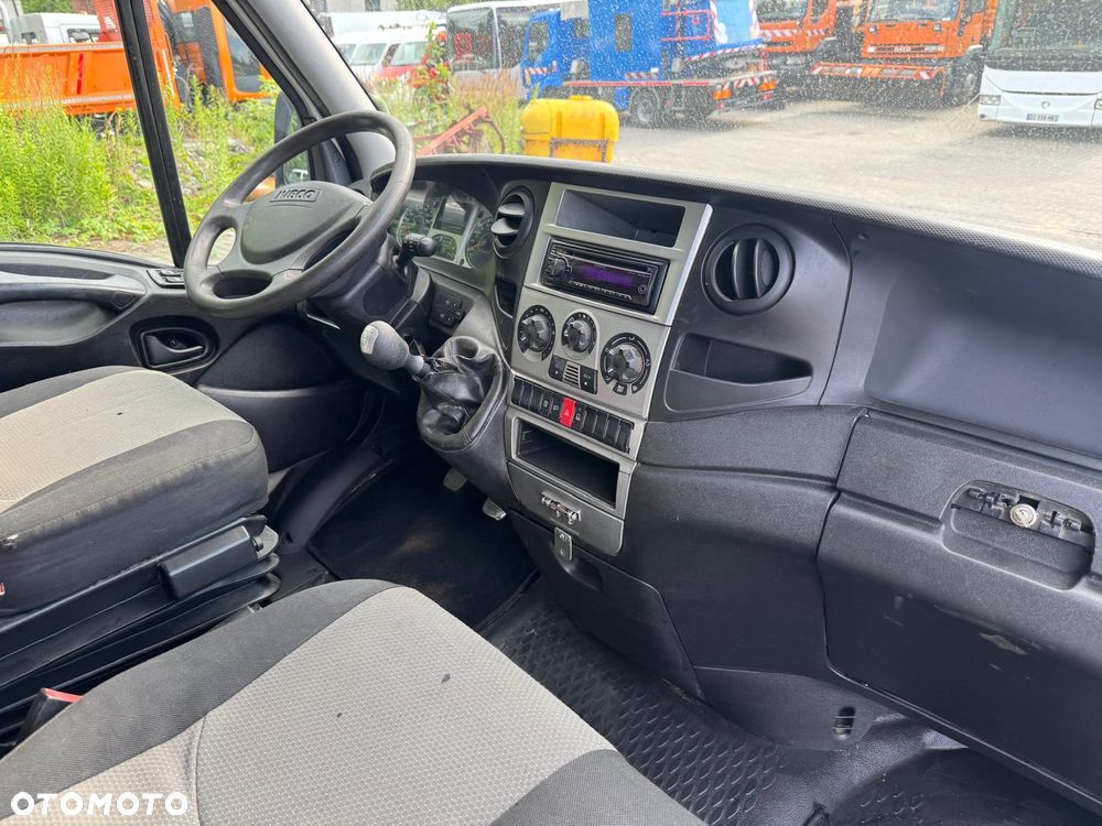 Iveco Daily 2010r. Brygadówka Bliźniak 7 Osobowy Klima 3.5t Na Haku - 19