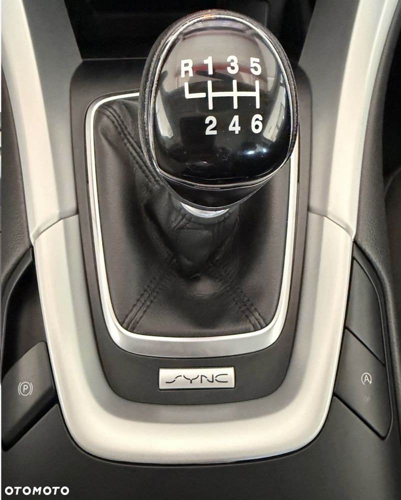 Ford Mondeo - 18