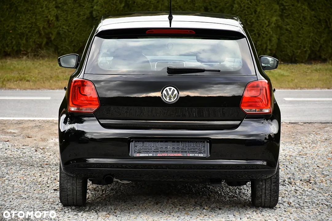 Volkswagen Polo 1.4 MATCH - 16