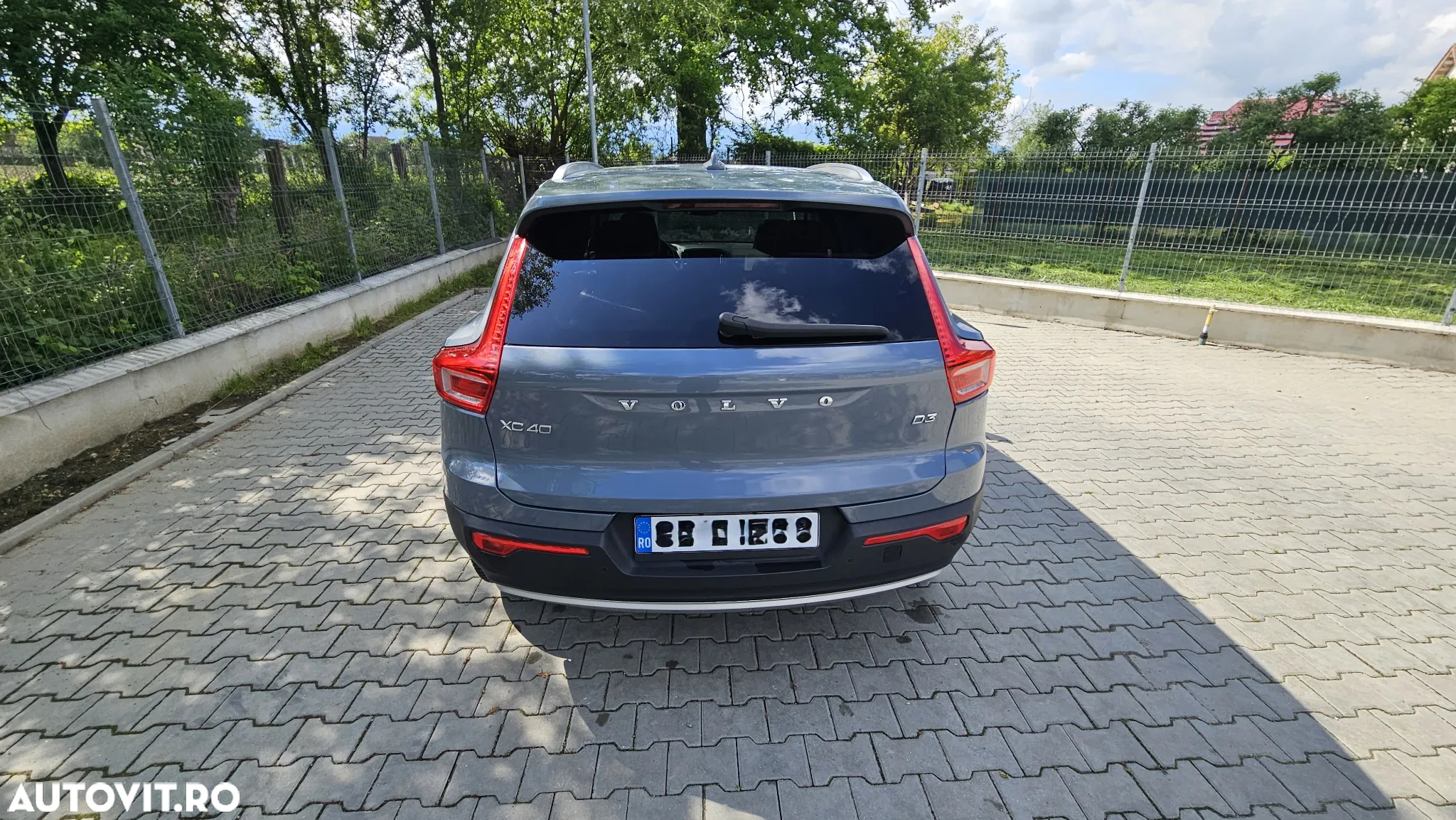 Volvo XC 40 D3 Momentum Pro - 3