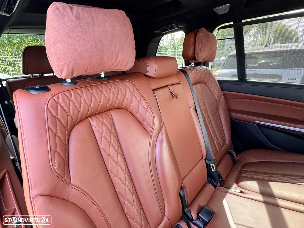 BMW X7 40 d xDrive Pack M - 14