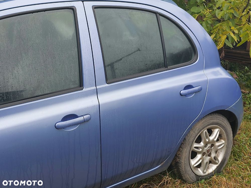 Nissan Micra 2003 photo 3