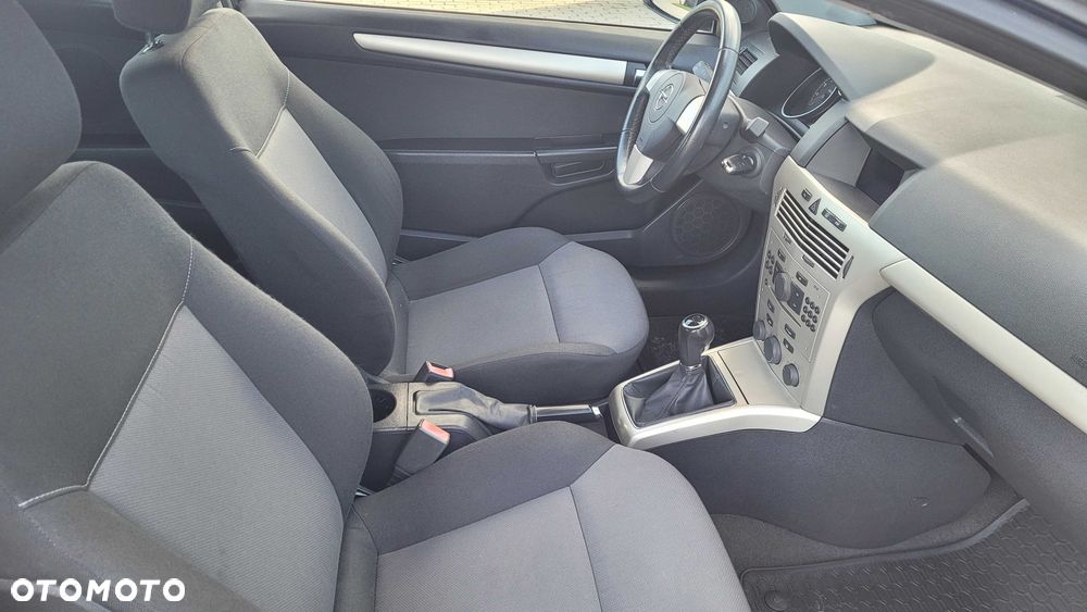Opel Astra - 8