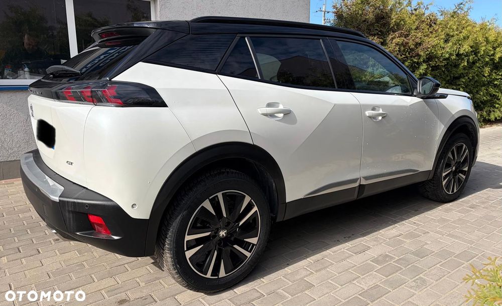 Peugeot 2008 - 10