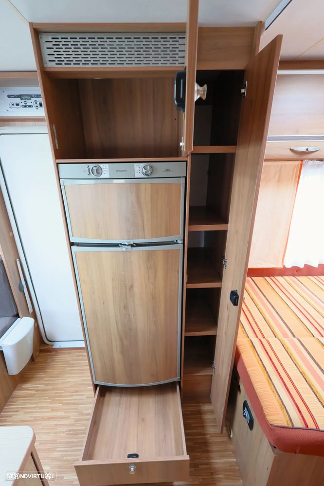 Burstner Nexxo t660 - 28