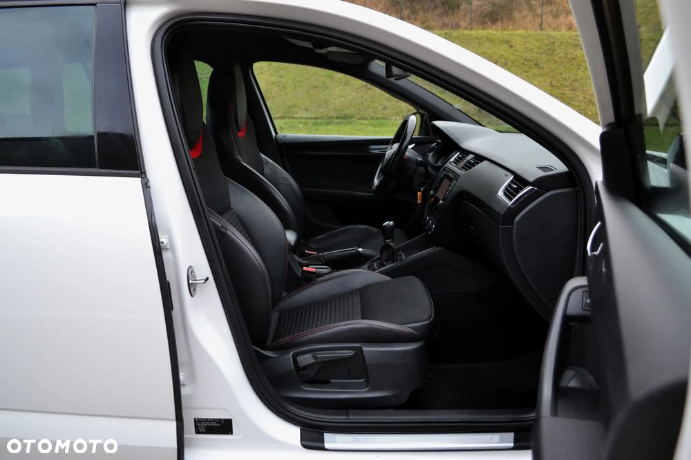 Skoda Octavia 2.0 TDI RS - 11