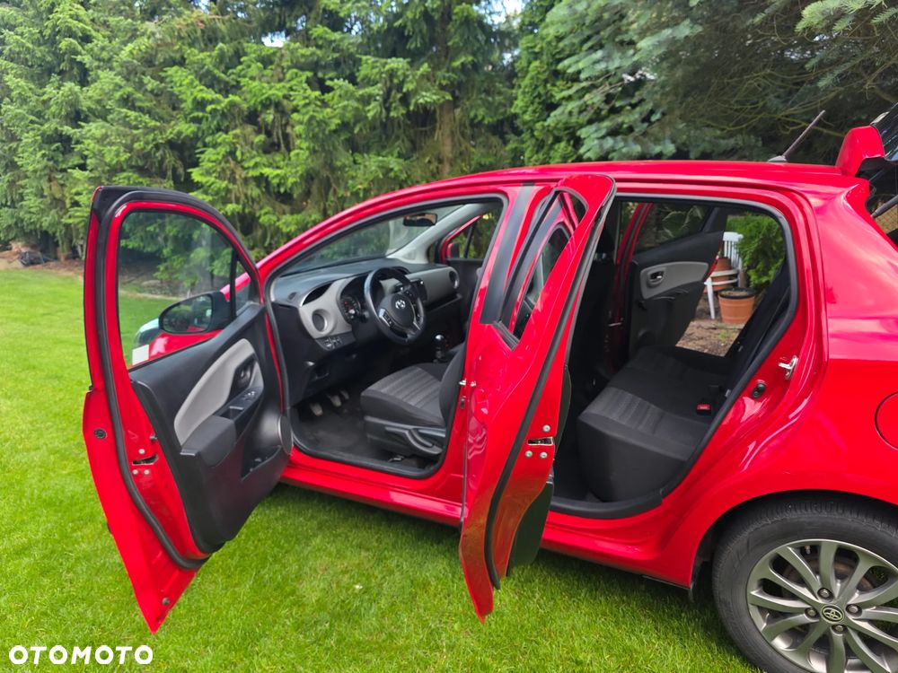 Toyota Yaris 1.33 Premium - 9