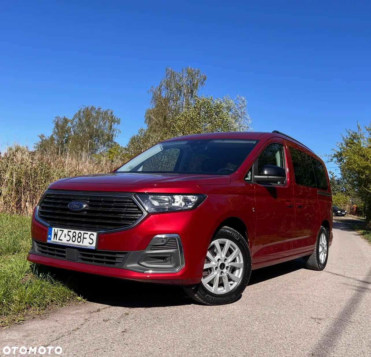 Ford Tourneo Connect Grand - 1