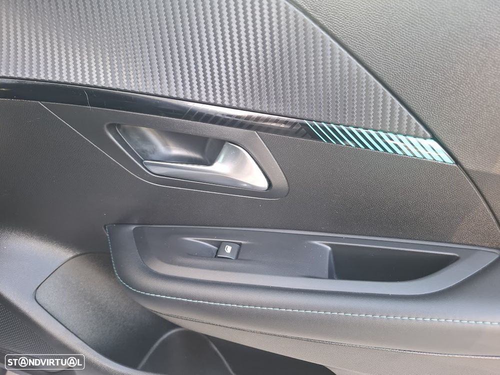 Peugeot 208 PureTech 100 Allure Pack - 44