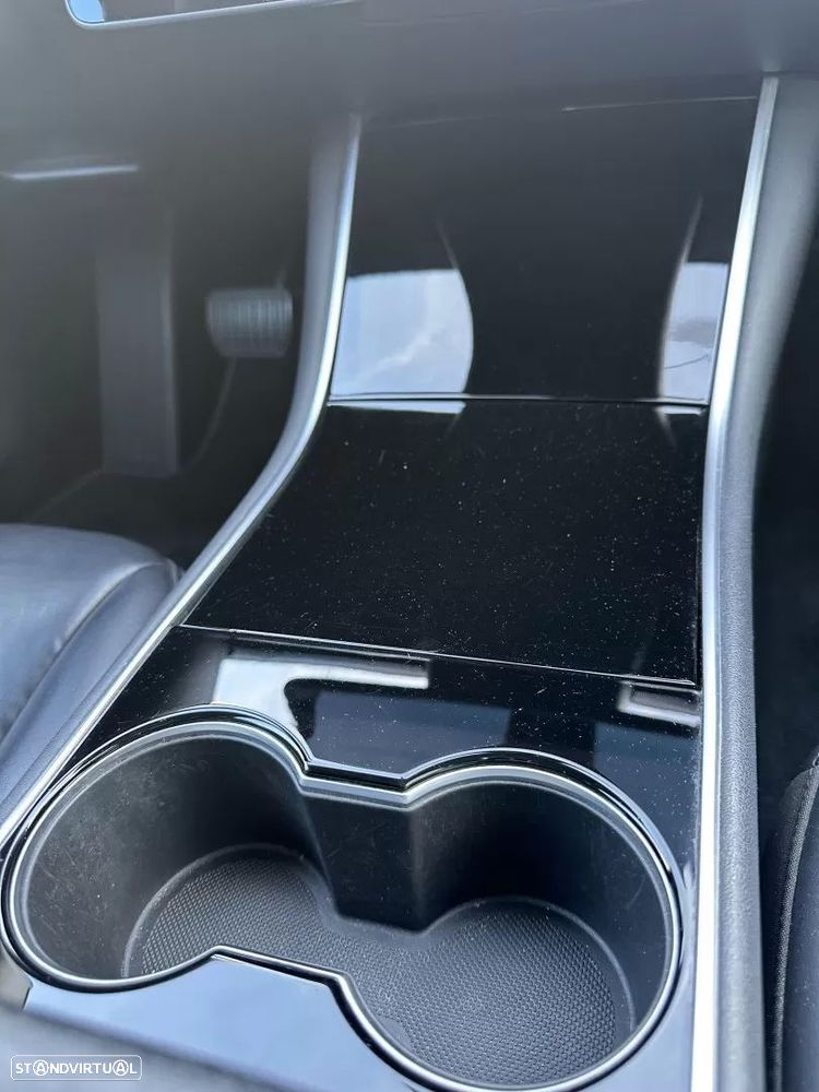 Tesla Model 3 Performance Dual Motor AWD - 31