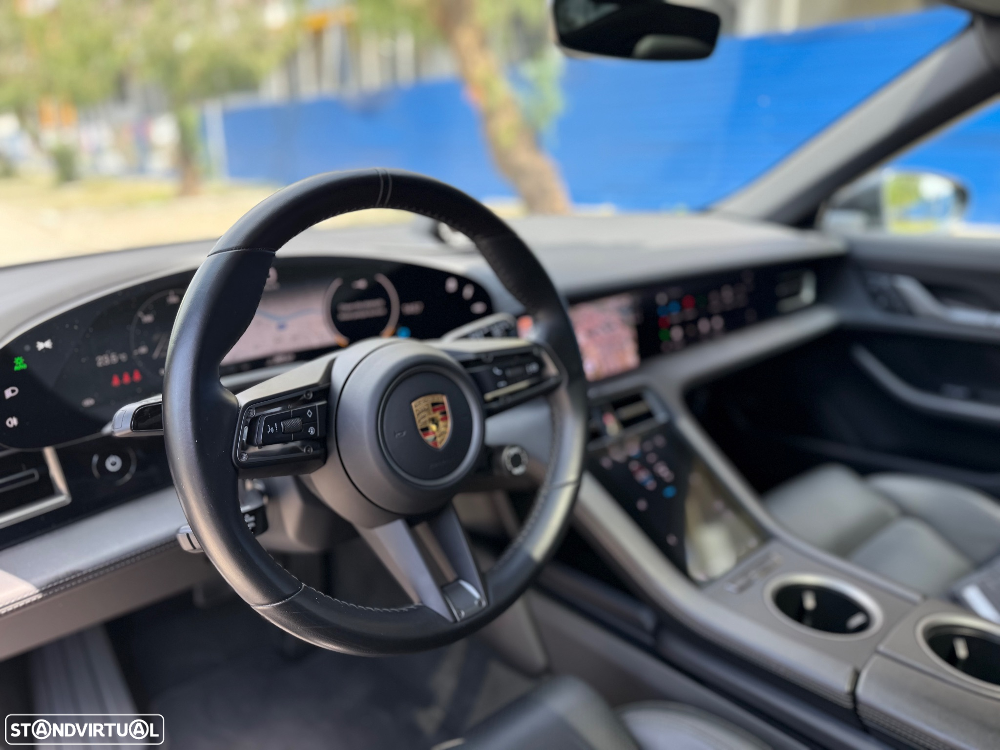 Porsche Taycan Cross Turismo 4 - 29