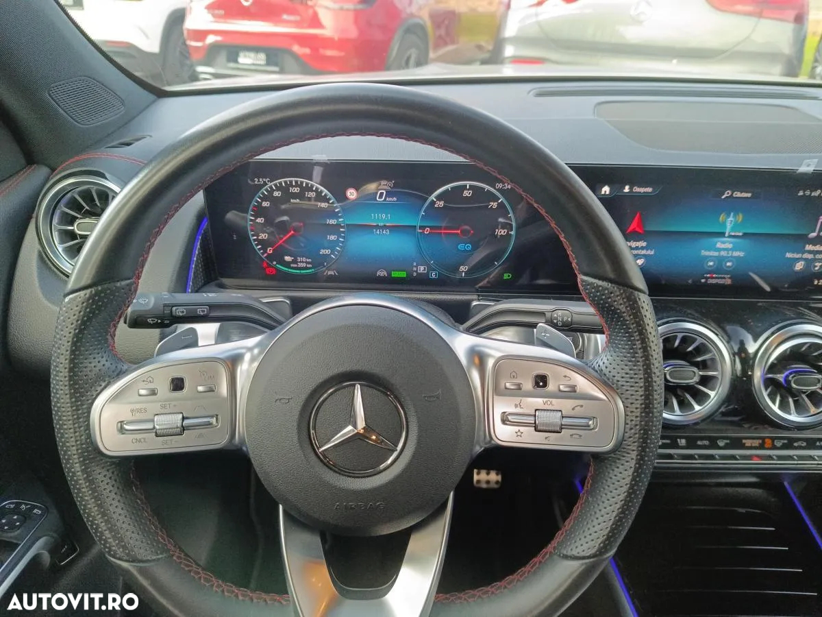 Mercedes-Benz EQB 250 - 10