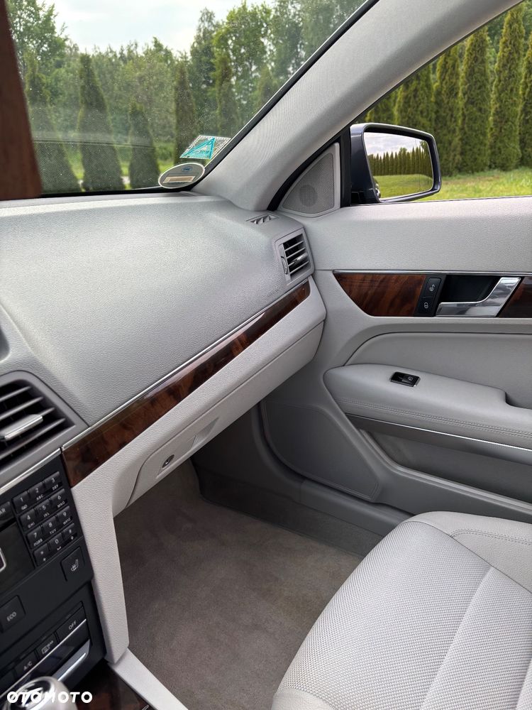 Mercedes-Benz Klasa E 350 CDI DPF BlueEFFICIENCY 7G-TRONIC Avantgarde - 15